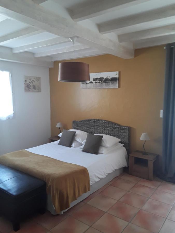 Bed and Breakfast Mas de l'ile à Avignon Extérieur photo