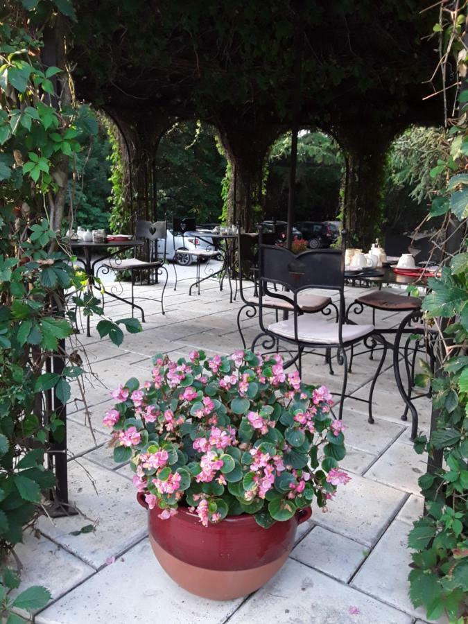 Bed and Breakfast Mas de l'ile à Avignon Extérieur photo